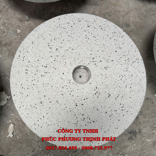 Chân đế dù đứng